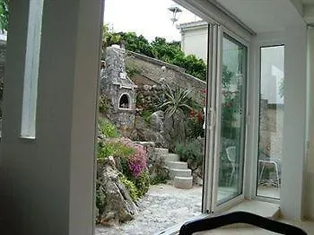 Angel Apartment